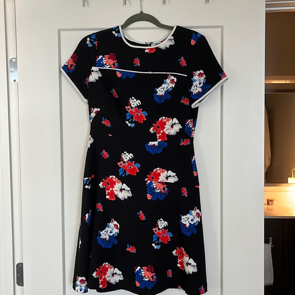 NWT VINCE CAMUTO Floral Print Fit & Flare Mini Dress